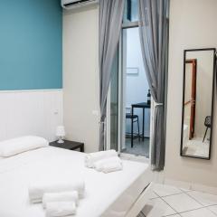 DUOMO DI NAPOLI ! Ampio Loft di Lusso con Suite Esclusiva con Vista Città