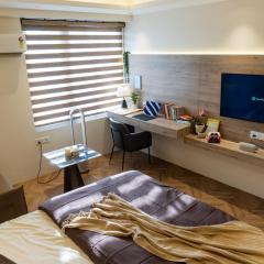 Stylish & Comfortable Studio near Expo Center Greater Noida opposite Metro