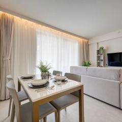 Mercury 318 - 2x Free Pool Access & Shopping Mall