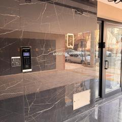 Juana - torre Premium Quarz