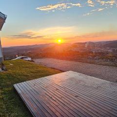 Cabana premium com hidromassagem e vista para o pôr-do-sol