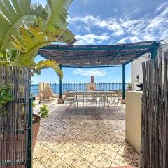 32m2 petite maison au bord de l'eau avec terrasse