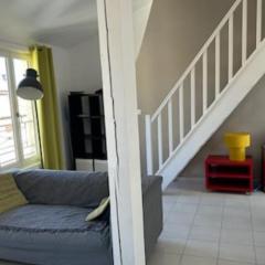 Duplex au calme Place de l'Horloge Clim Wi-Fi