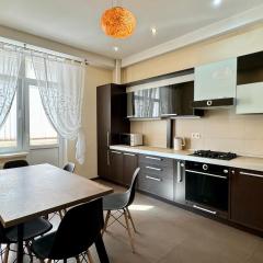 Cozy Family Home Apartment