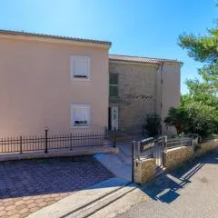 Apartment Villa Sara