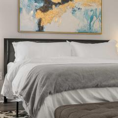 Cozy 4BR Home Pet Friendly Large Yard & Patio