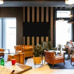 ibis Styles Puteaux Paris La Defense