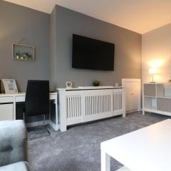 Perfect 4 BR flat, sleeps 8