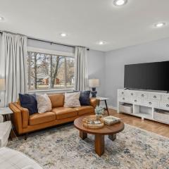Spacious Family Haven - Walk to Downtown & JBU