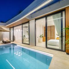 Ardhana 12 - Spacious and Stylish Villa - Pool - Full Kitchen - Netflix