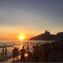 Quarto e Sala em Ipanema, localização imbatível.