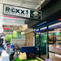 Roxx Social Hostel, Cafe & Bistro