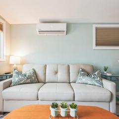 Chic Studio Cottage - Walk to Siesta Key Beach!