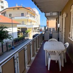 28 Trilocale a pochi passi dal mare