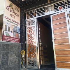 Shri Kalicharan bhavan