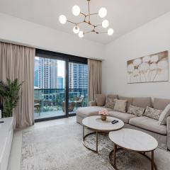 Stylish 1BR Near Burj Khalifa & Fountains