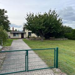 Best Preis Ferienhaus max 4 Personen Wittenberge Modernes Ambiente voll ausgestattet mit Netflix und WLAN