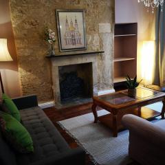 Lovely Garden Flat in Central Bath with Private Parking
