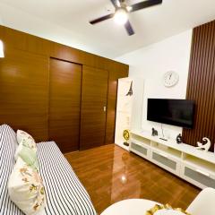 City Comfort Staycation 1BR Air Residences Makati