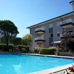 Beachside flat with shared pool