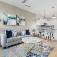 Luxe Living 5 Min From Downtown