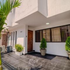 4 Bedroom Villa - Minutes to Walled City