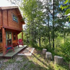 Idyllic Cabin Retreat Only 5 Minutes Away From Nelson