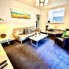 1 Bdrm With Parking, Walk to Beach