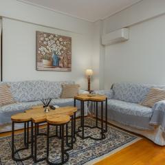 Modern 2BR Apt Glyfada Center and Private Veranda