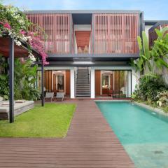 Red Sunset Villa - Canggu
