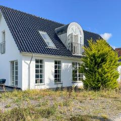 2 Bedroom Nice Home In Harpelunde