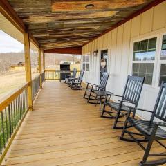 Ozark Escape - Hot Tub Mountain Views and Near Buffalo River