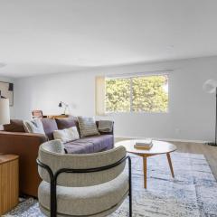 Blueground Melrose pool nr Griffith Park LAX-1399