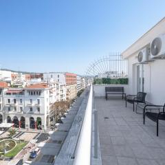 Aristotelous Penthouse by Luxlikehome
