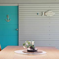 Driftwood, Central Lancelin Getaway Near the Dunes