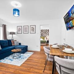 Comfortable 1 Bed Apt, Sleeps 4, Parking, Great for Contractors, Families and Leisure Stays, West Midlands, near Birmingham, Edenwood Residence