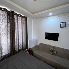Budget-Friendly Stay in Bahria Town Phase 7