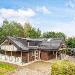 5 star holiday home in Fårvang