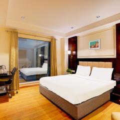 Townhouse Vinobapuri Metro Station