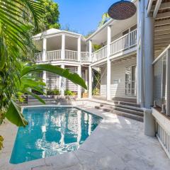 Tropical Family Hideaway, Noosa Heads