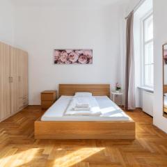 Bajcsy Boulevard Loft