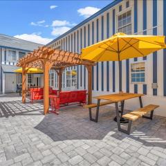 2 bedroom Condo Steps from Beach Pet Friendly