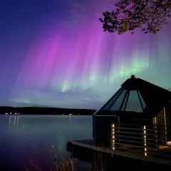 LakeLodge Kiehinen & Igloos