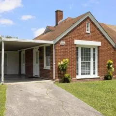 2BR house minutes from Holston Valley & Eastman