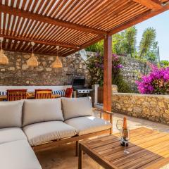 Sesimbra Blue Port Terrace - Comfort, Style, Pool, Ocean views