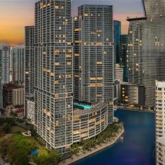 W Brickell - 2BR Condos, Balcony, Lake View