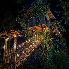 Pequeña Casa del Árbol