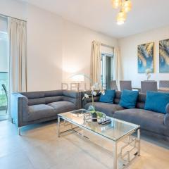 Balcony Overlooking the Community, Quick Metro Access,Short 15-Minute Drive to Ibn Battuta Mall, Viktoria Residency, Al Furjan by Deluxe Holiday Homes