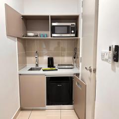 Couple Studio Suite A16 07 Trion KL