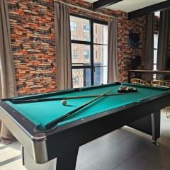 RilekLU PS4b Pool Netflix Balcony